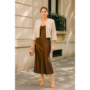 Ivanka Trump Women’s Faux Fur Cropped Jacket Cream Beige M Holiday Winter Chic